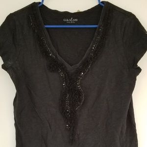 Embellish V neck tee